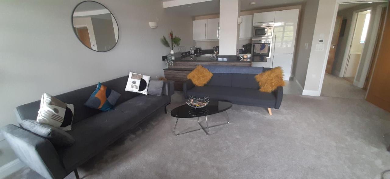 Rare Luxury Harbourview Apartment Sleeps 6 Torquay Exterior photo